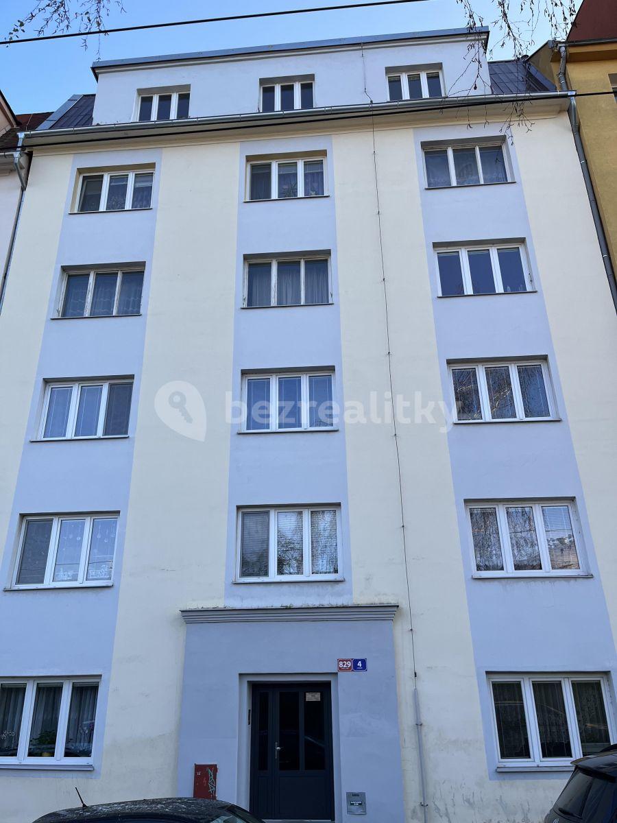 Pronájem bytu 2+1 67 m², U Stadiónu, Ústí nad Labem, Ústecký kraj