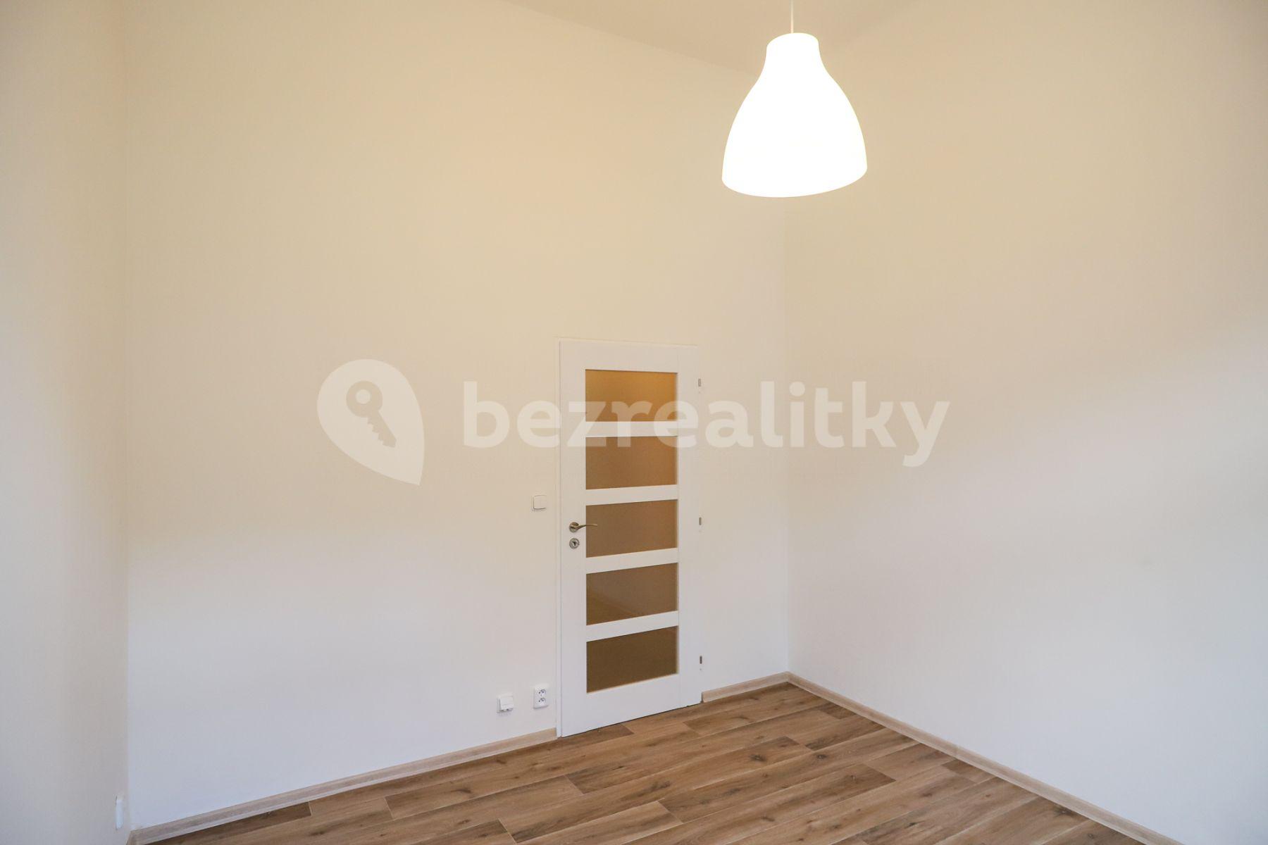 Pronájem bytu 3+1 106 m², Sokolovská, Praha, Praha