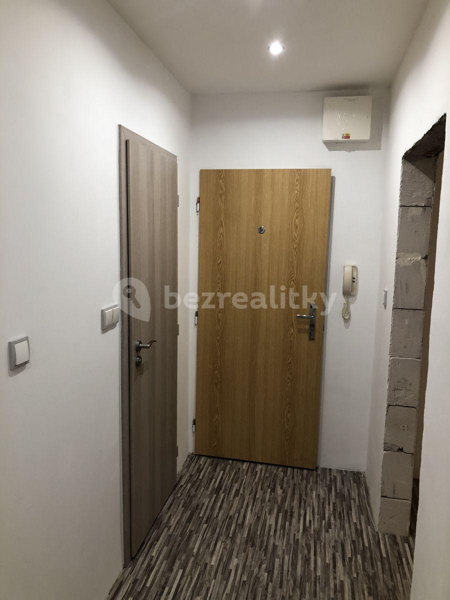 Pronájem bytu 1+1 36 m², Josefa Brabce, Ostrava, Moravskoslezský kraj