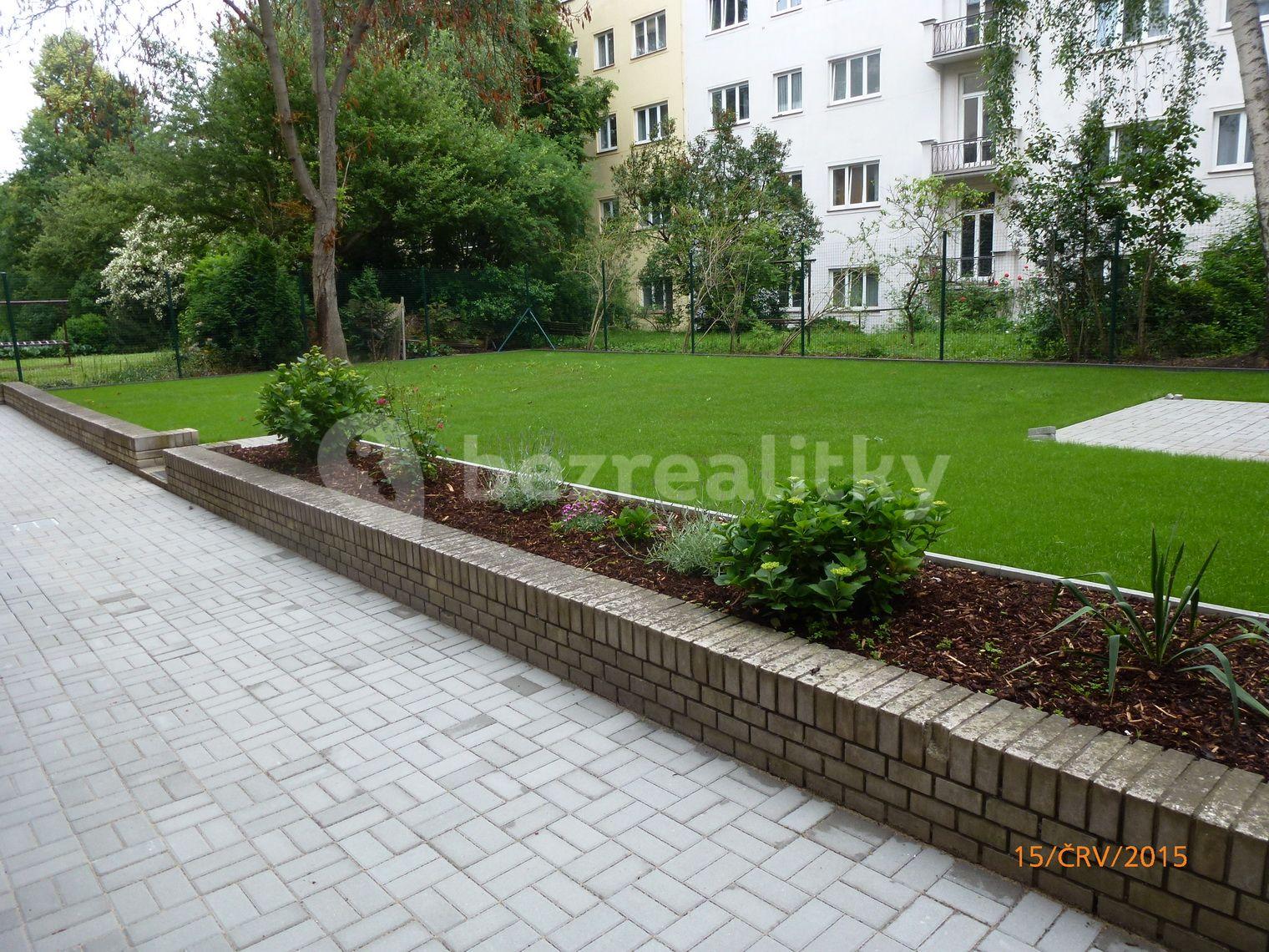 Pronájem bytu 2+1 66 m², Pelhřimovská, Praha, Praha