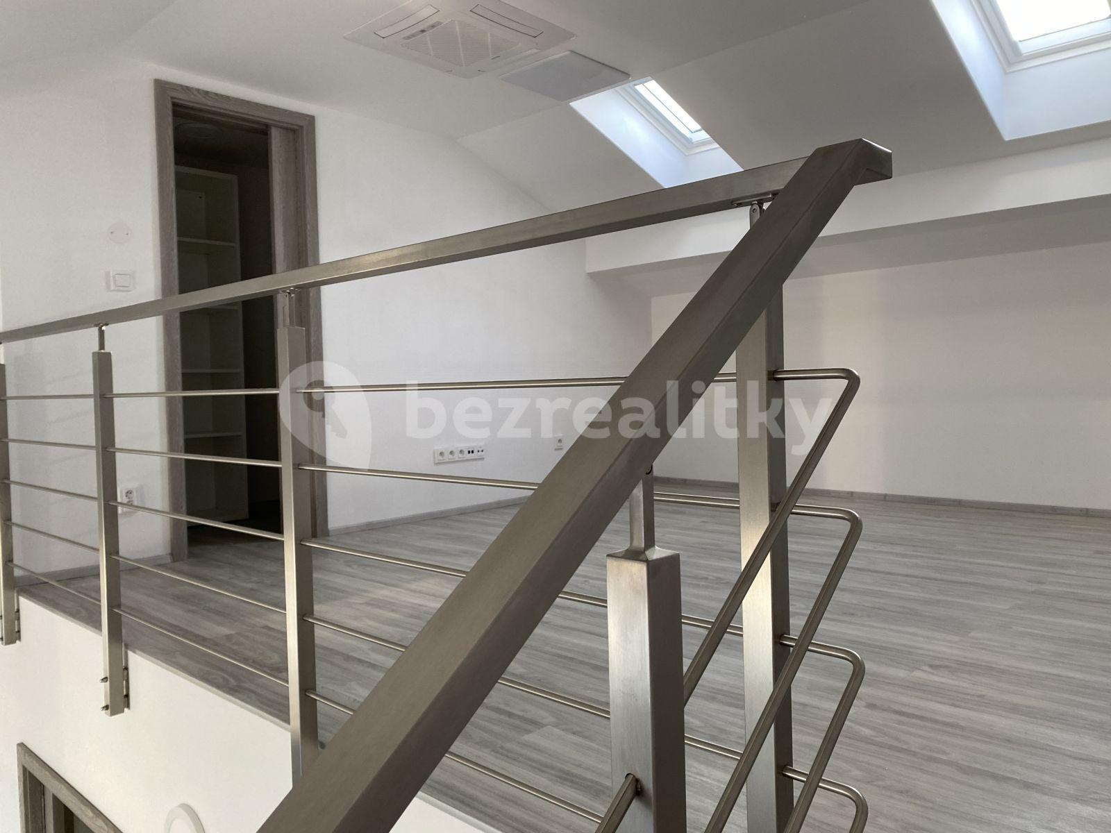 Pronájem bytu 2+kk 82 m², Sokolnická, Brno, Jihomoravský kraj