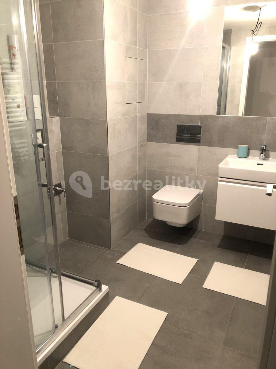 Pronájem bytu 1+kk 39 m², Za Strašnickou vozovnou, Praha, Praha