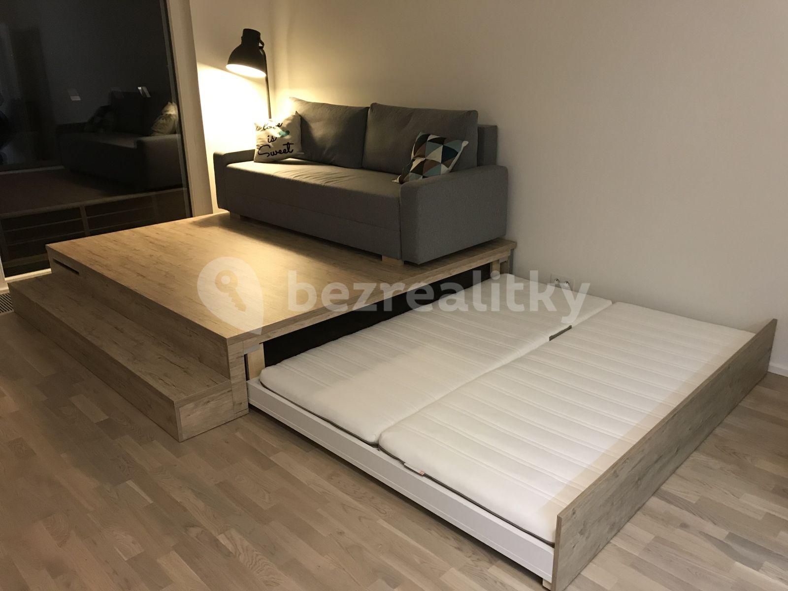 Pronájem bytu 1+kk 39 m², Za Strašnickou vozovnou, Praha, Praha