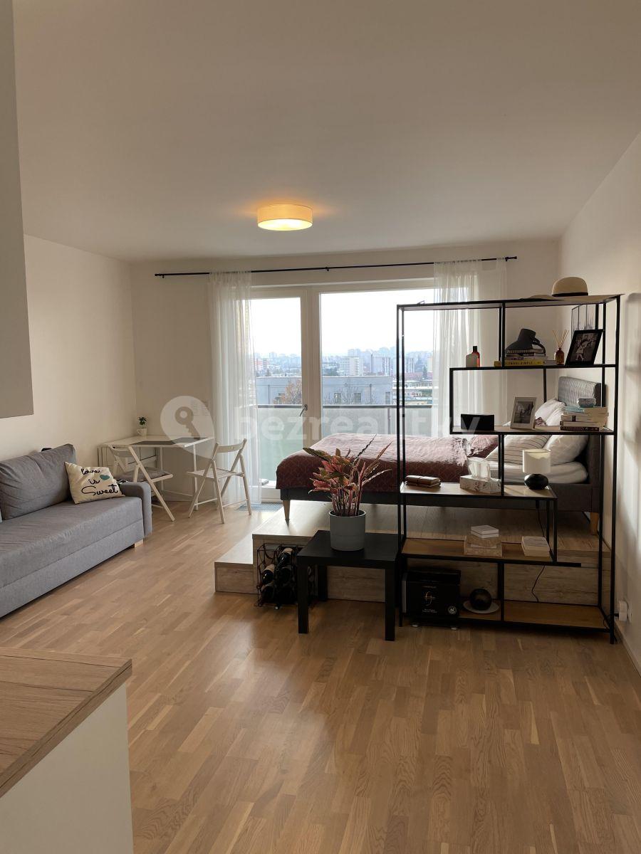 Pronájem bytu 1+kk 39 m², Za Strašnickou vozovnou, Praha, Praha