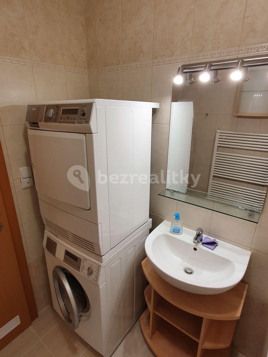 Pronájem bytu 2+kk 60 m², Nová Kolonie, Praha, Praha