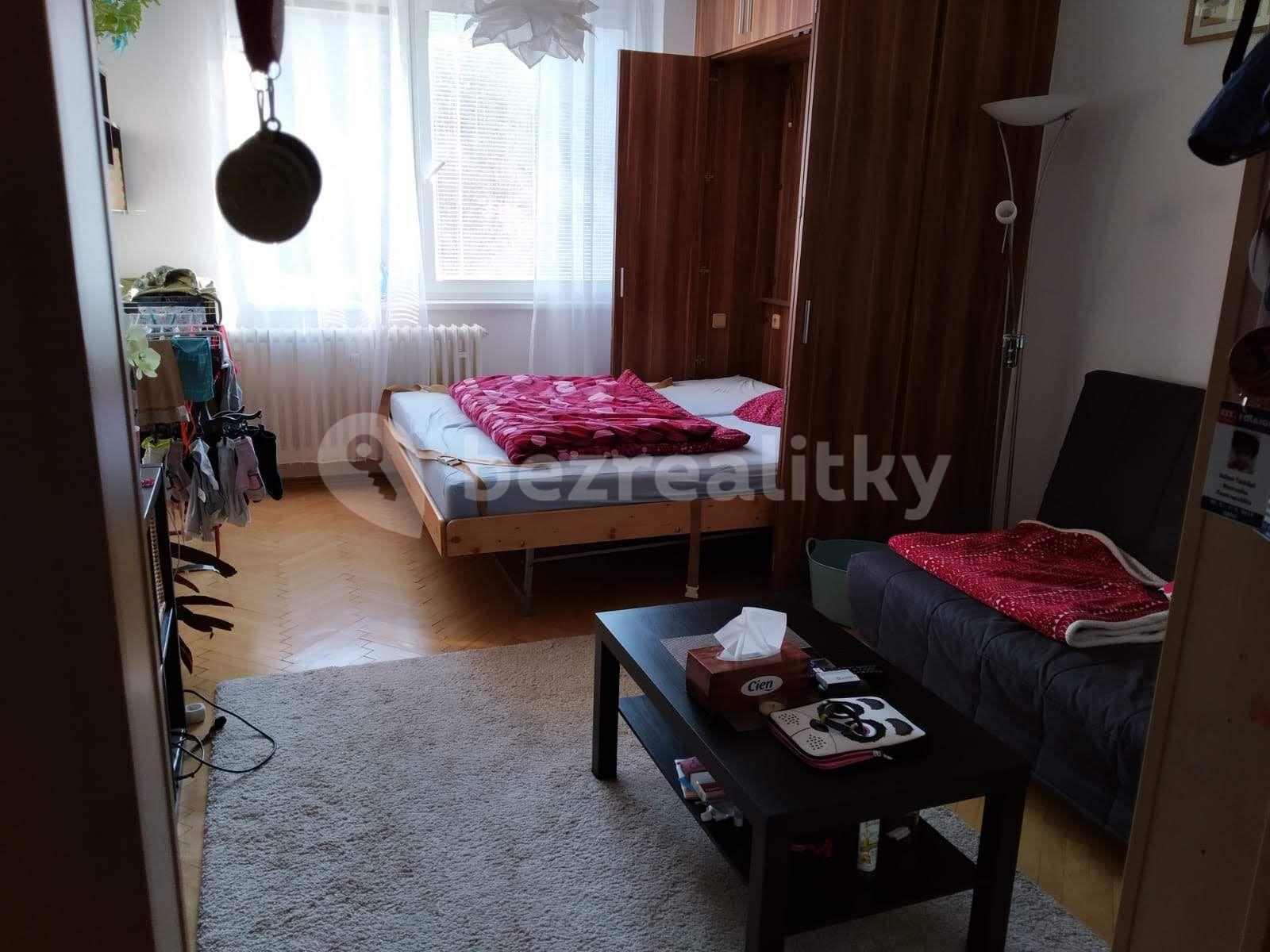 Pronájem bytu 2+1 59 m², Sadová, Adamov, Jihomoravský kraj