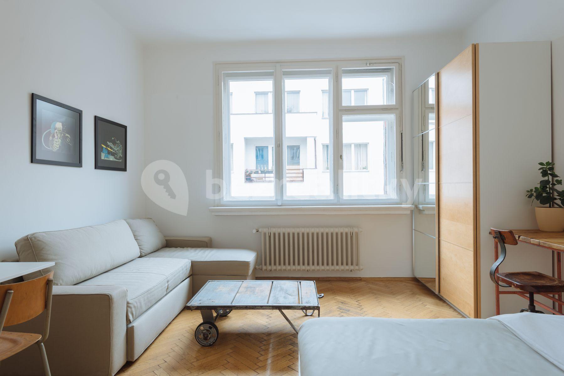 Pronájem bytu 1+kk 25 m², Klimentská, Praha, Praha