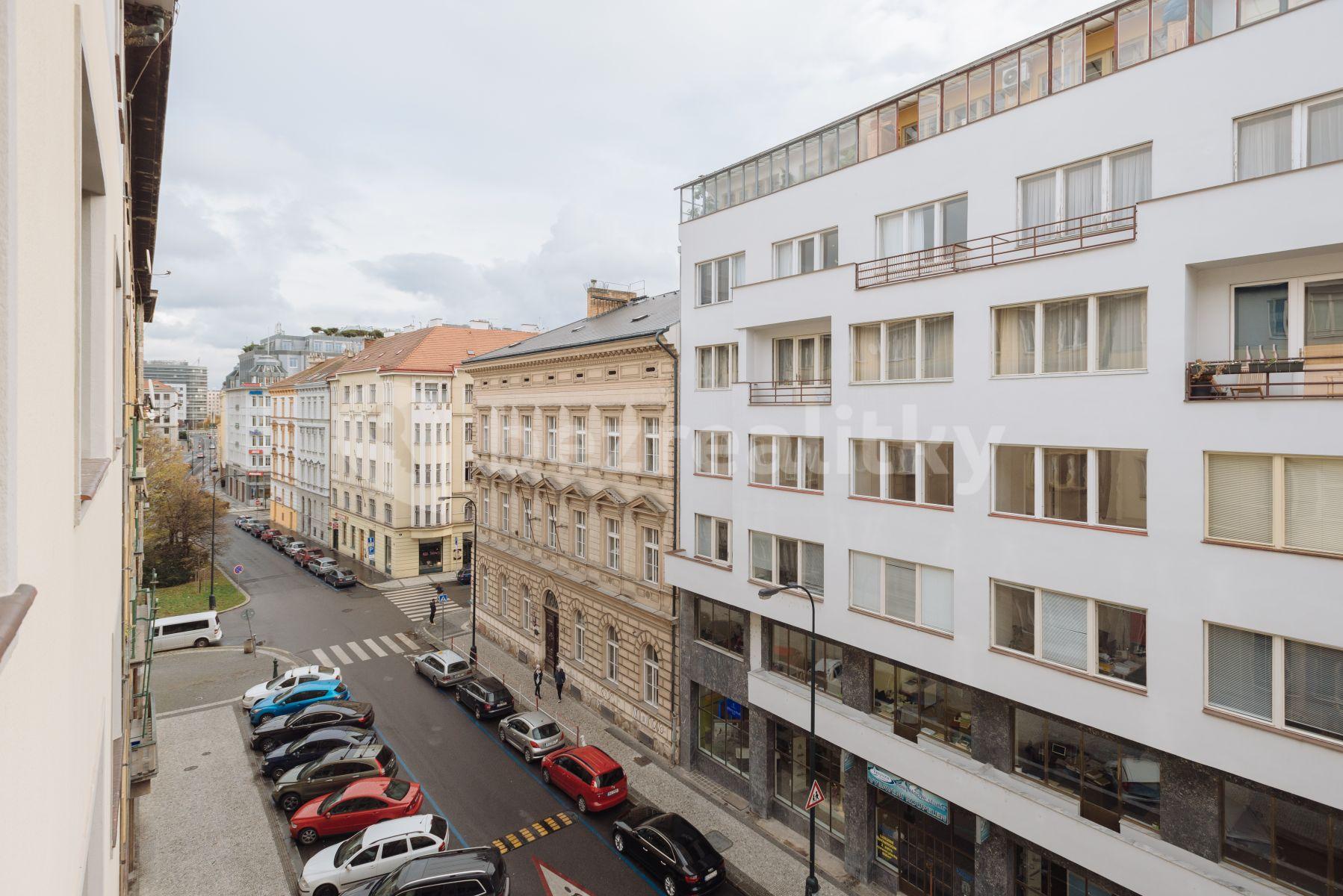 Pronájem bytu 1+kk 25 m², Klimentská, Praha, Praha