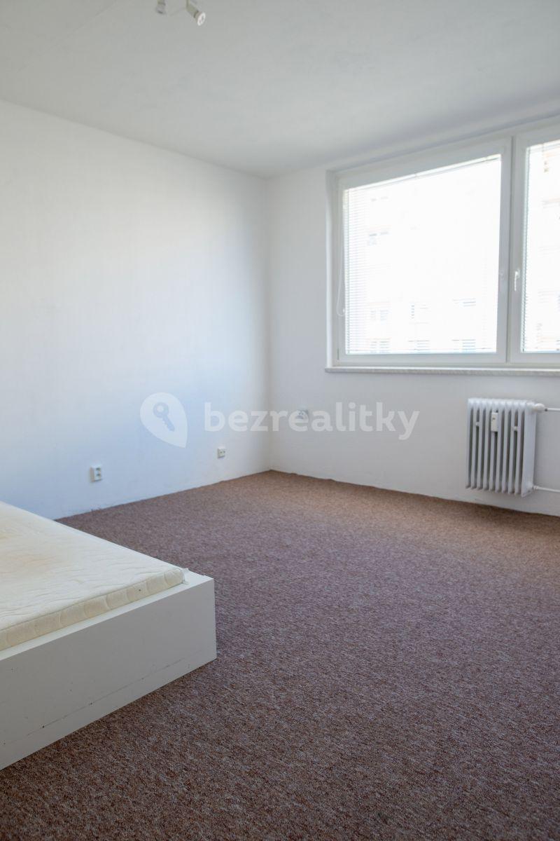 Pronájem bytu 1+1 30 m², Polní, Jihlava, Kraj Vysočina