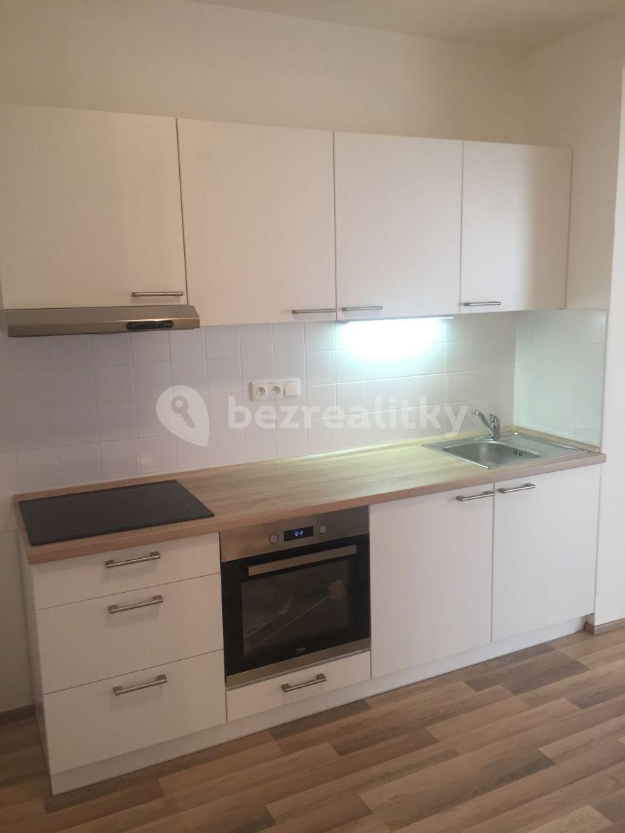 Pronájem bytu 3+1 83 m², Na Hutích, Praha, Praha