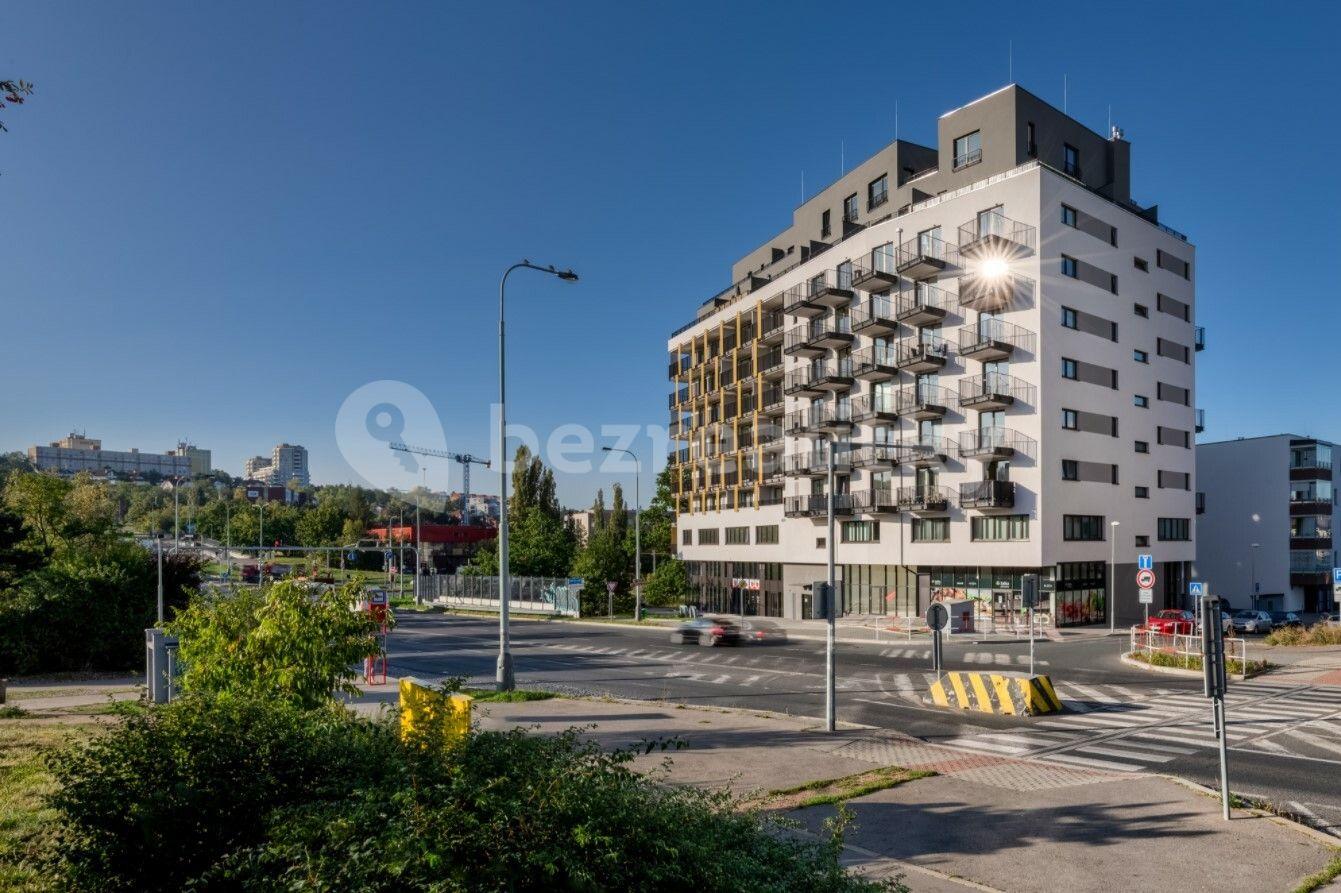 Pronájem bytu 1+kk 41 m², Československého exilu, Praha, Praha