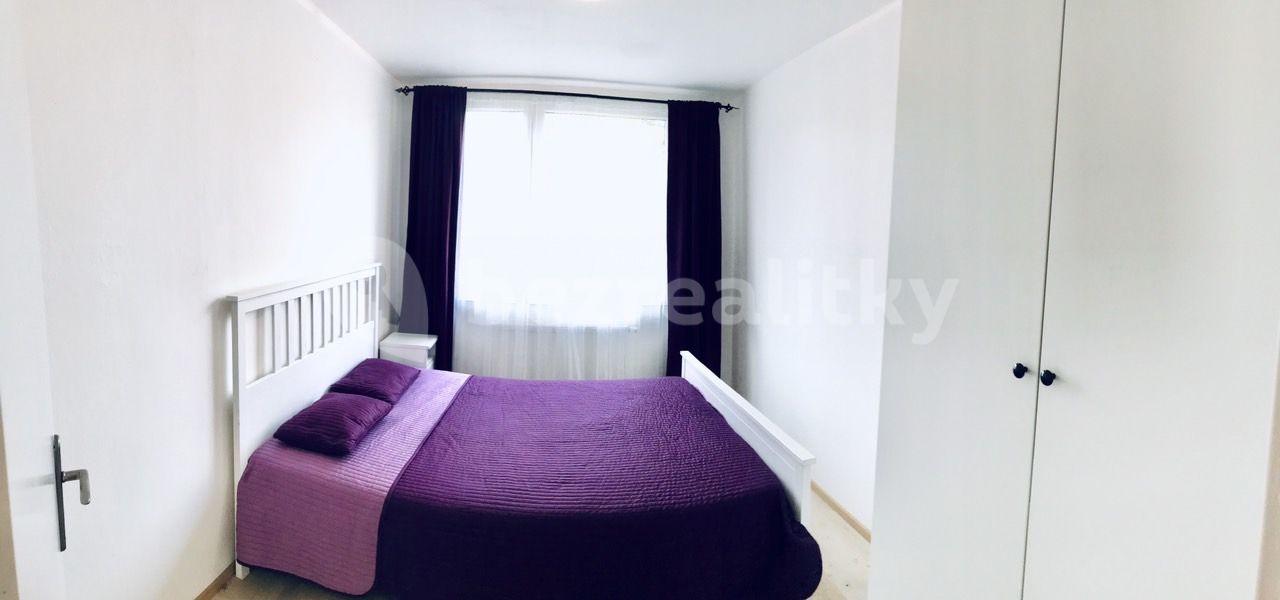 Pronájem bytu 2+kk 42 m², Křenická, Praha, Praha