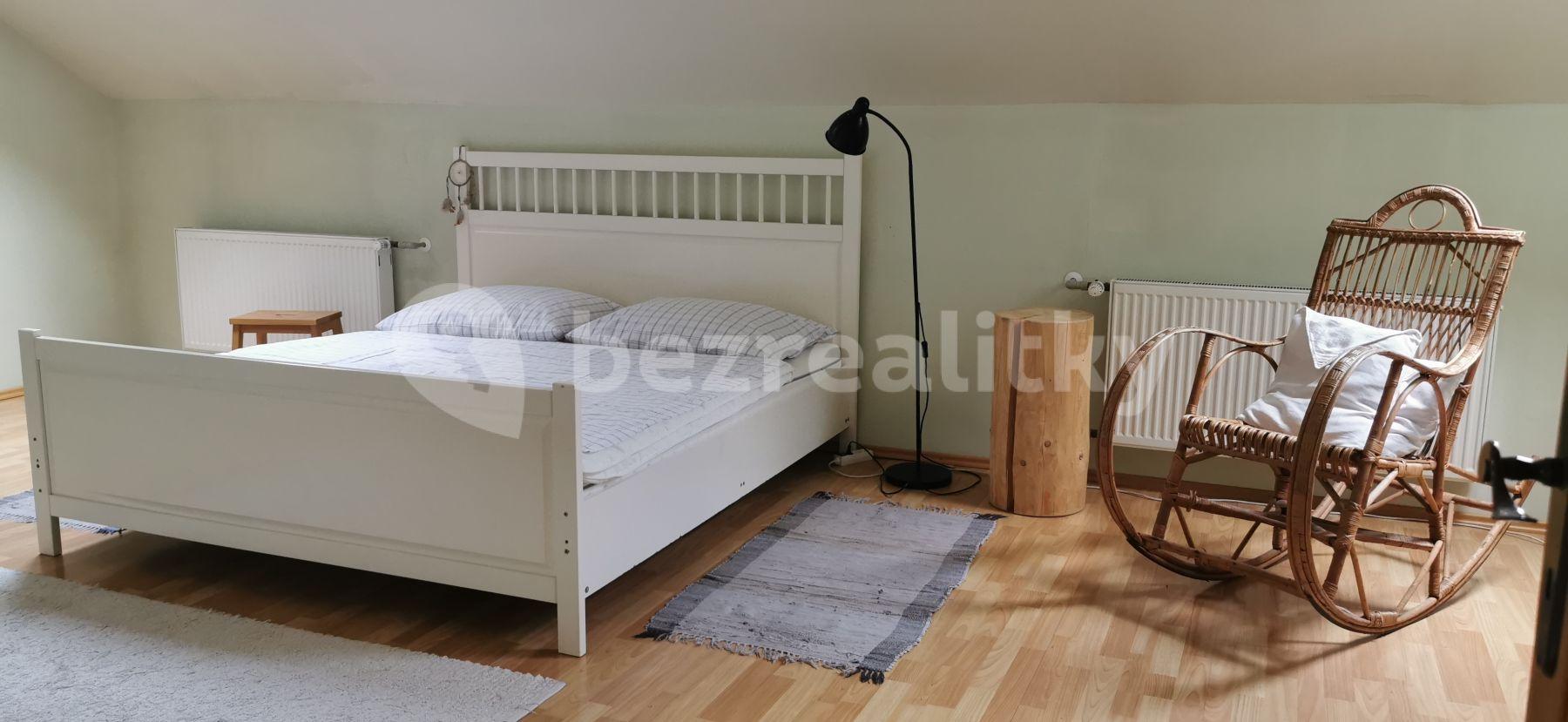 Pronájem bytu 4+1 180 m², Jiskrova, Praha, Praha