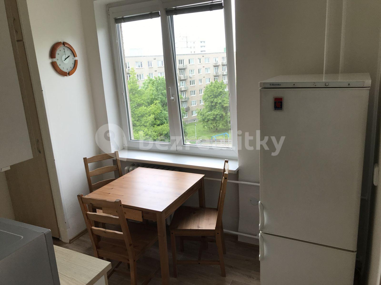 Pronájem bytu 2+1 50 m², Senohrabská, Praha, Praha