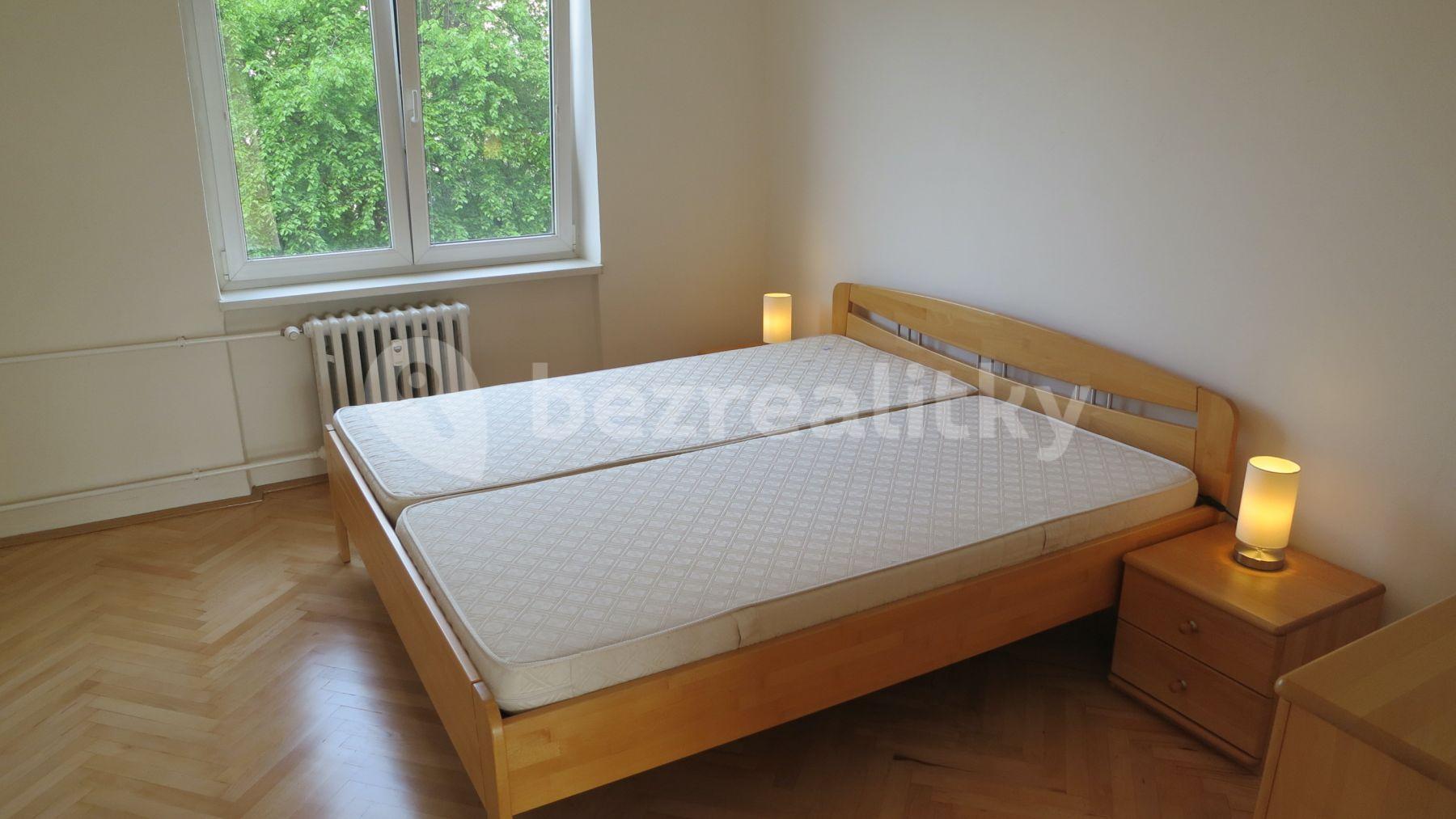 Pronájem bytu 2+1 50 m², Senohrabská, Praha, Praha