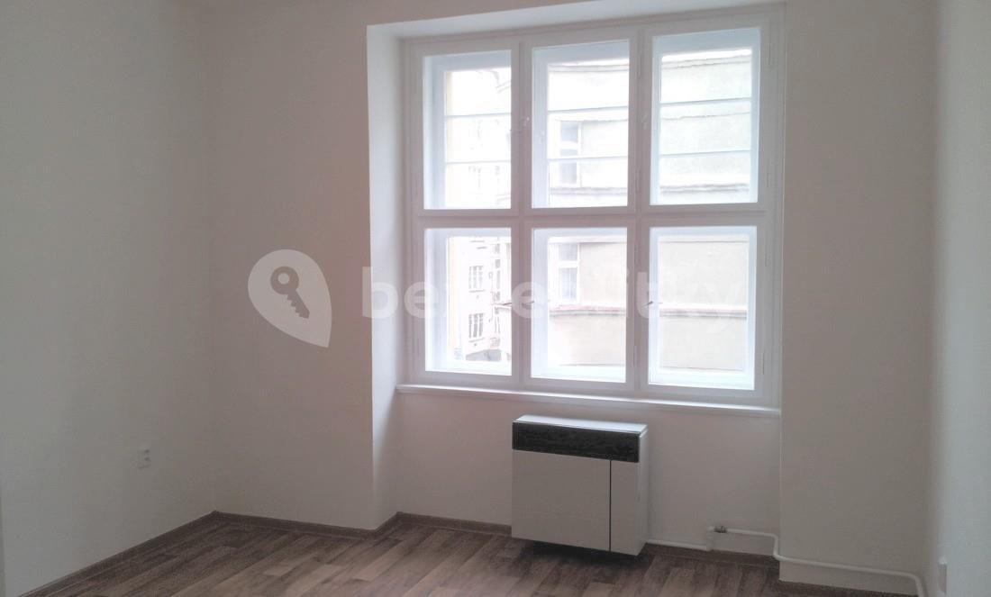 Pronájem bytu 1+kk 26 m², Slezská, Praha, Praha