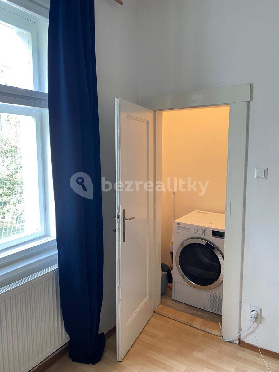 Pronájem bytu 2+kk 44 m², Biskupcova, Praha, Praha