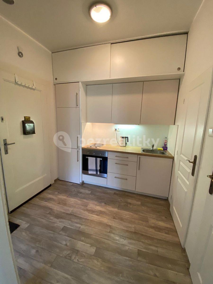 Pronájem bytu 2+kk 44 m², Biskupcova, Praha, Praha