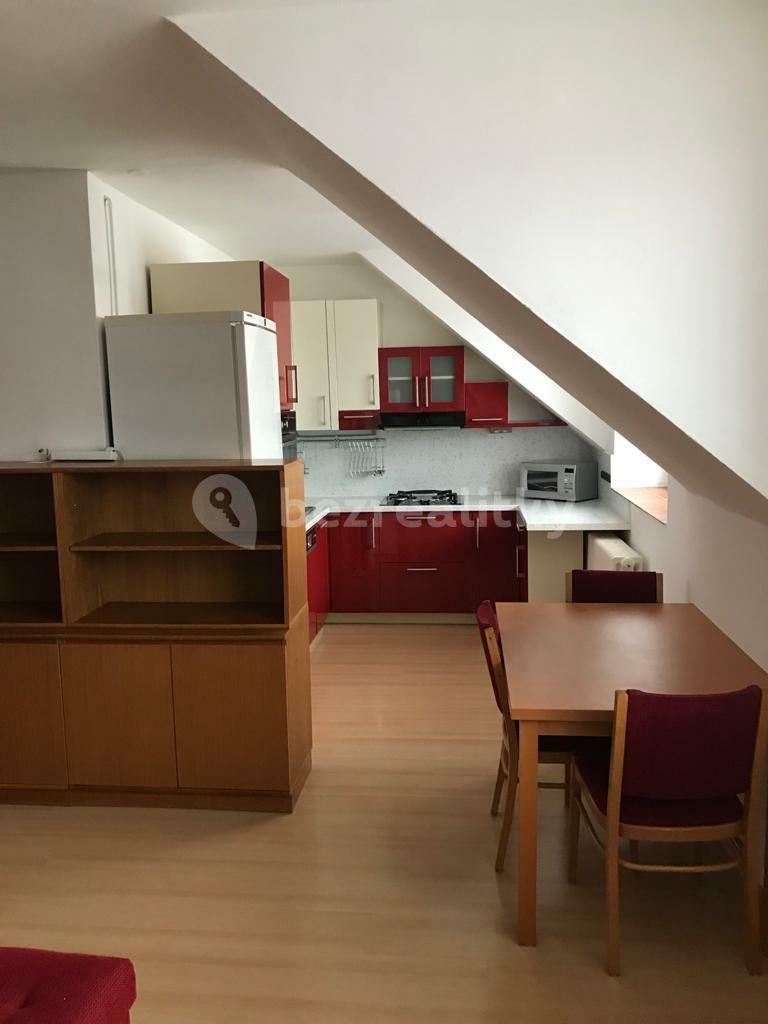 Pronájem bytu 2+kk 50 m², Kladenská, Praha, Praha