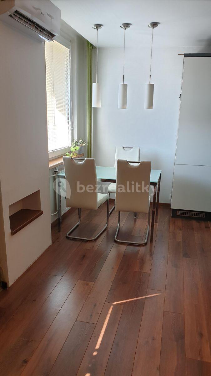 Pronájem bytu 3+kk 78 m², Petržílkova, Praha, Praha