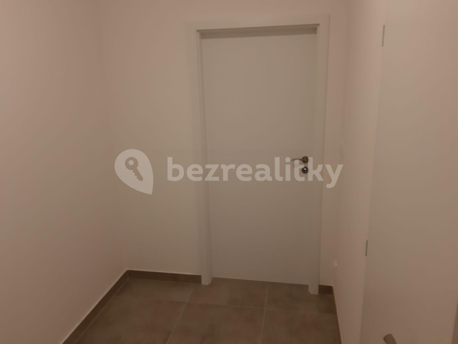 Pronájem bytu 1+kk 38 m², Horolezecká, Praha, Praha