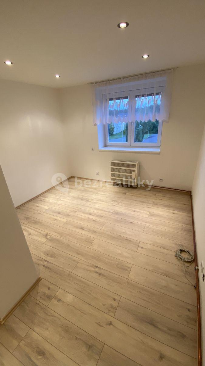 Pronájem bytu 2+1 54 m², Petrohradská, Kladno, Středočeský kraj