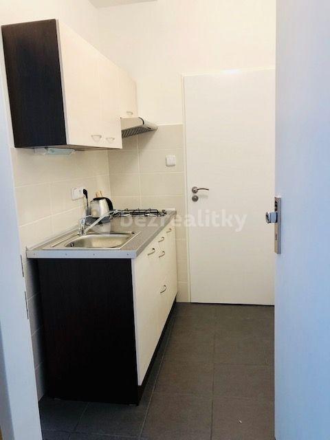 Pronájem bytu 1+kk 30 m², Kloboučnická, Praha, Praha