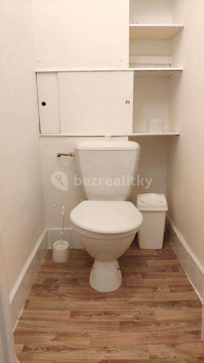 Pronájem bytu 1+kk 25 m², Arménská, Praha, Praha