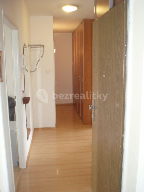 Pronájem bytu 4+1 68 m², Mimoňská, Praha, Praha