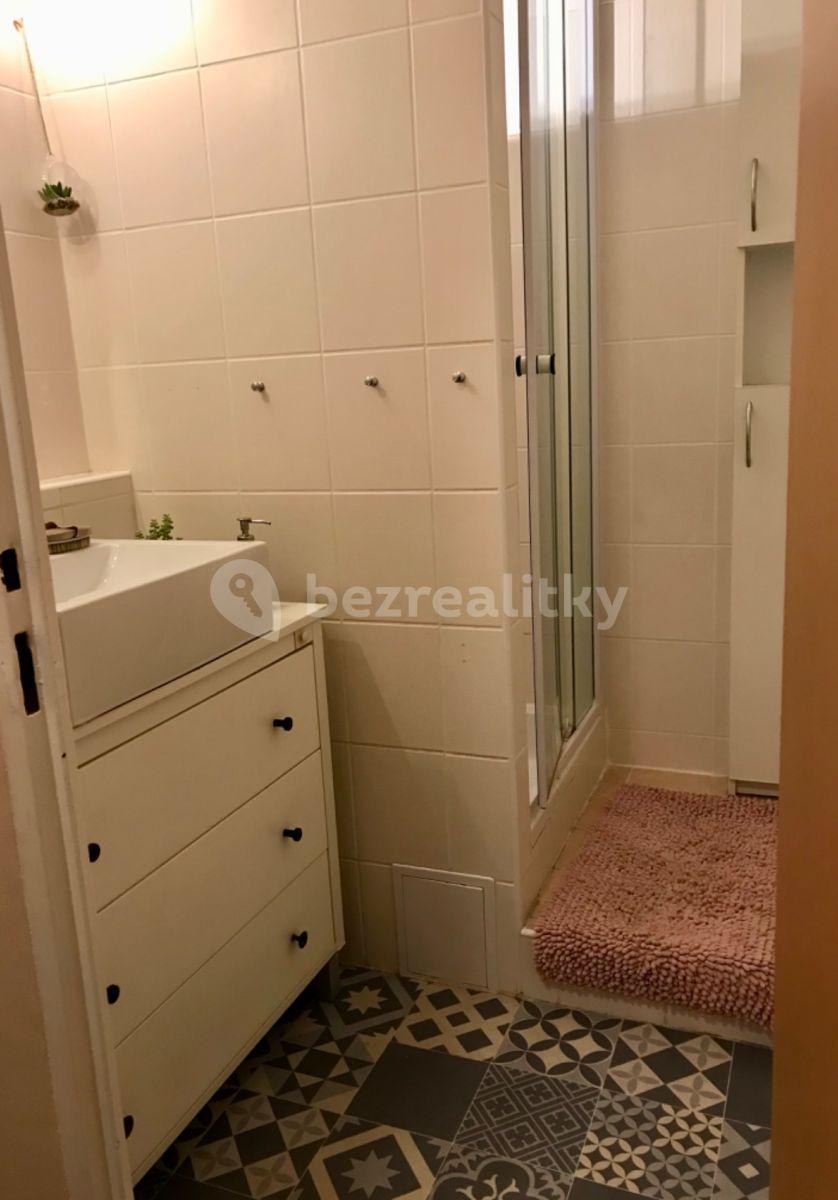 Pronájem bytu 2+kk 67 m², Makovského, Praha, Praha