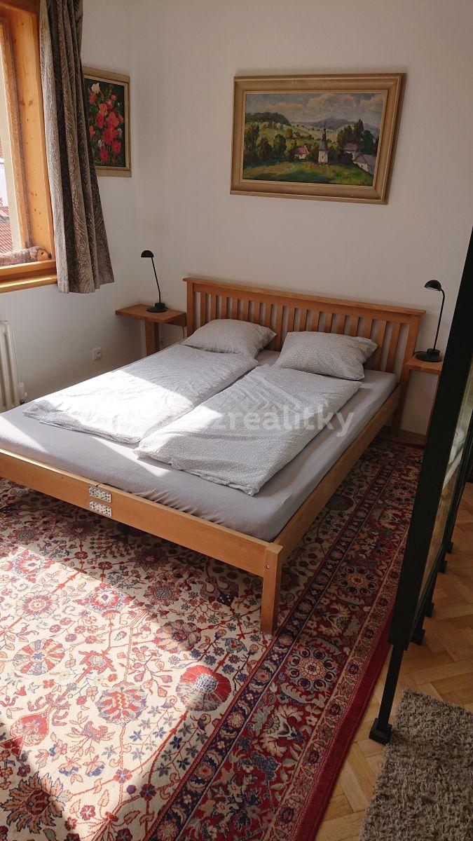 Pronájem bytu 2+kk 38 m², U Milosrdných, Praha, Praha