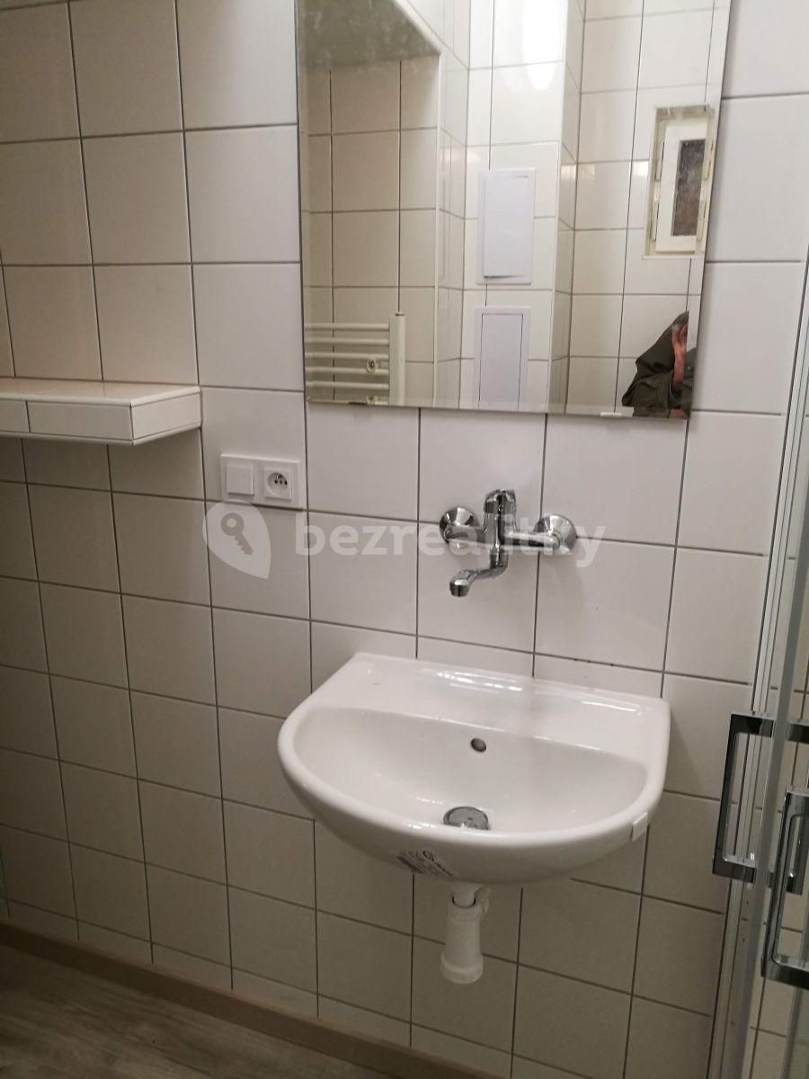 Pronájem bytu 2+1 56 m², Podbabská, Praha, Praha