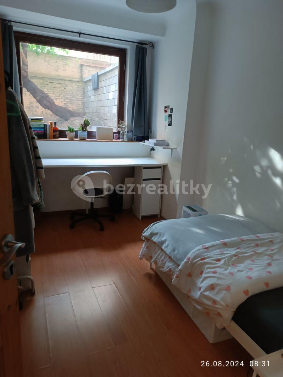 Pronájem bytu 2+1 30 m², Domažlická, Praha, Praha