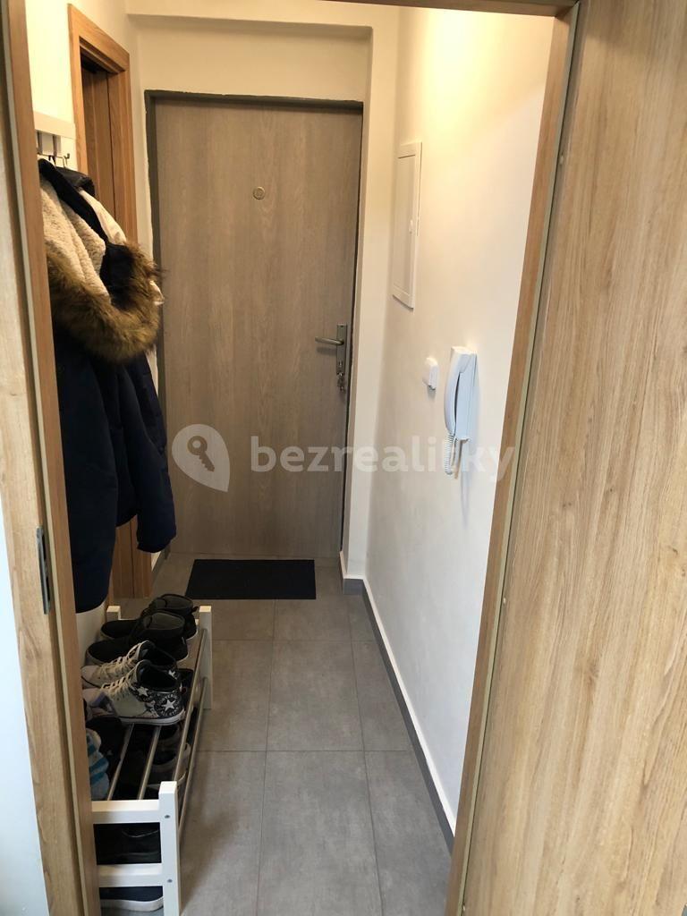 Pronájem bytu 2+kk 35 m², Široká, Chrudim, Pardubický kraj