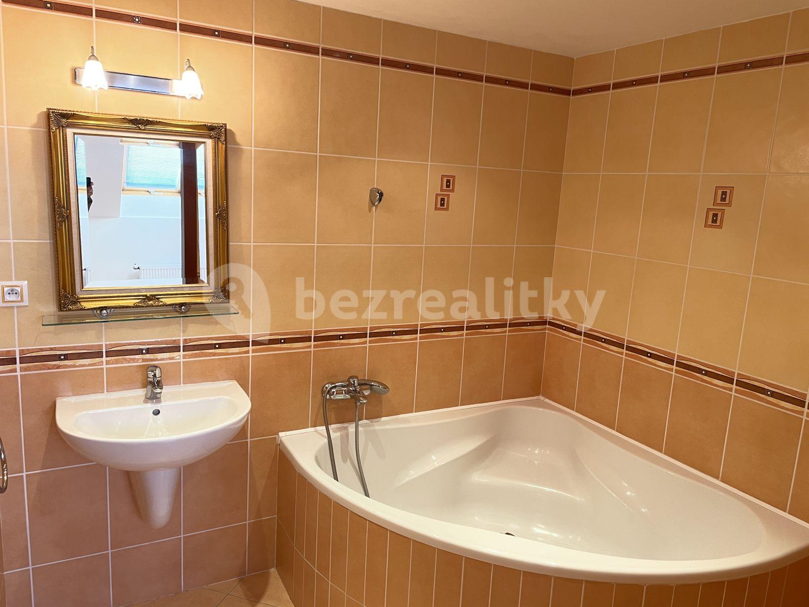 Pronájem bytu 5+kk 170 m², Žampiónová, Praha, Praha