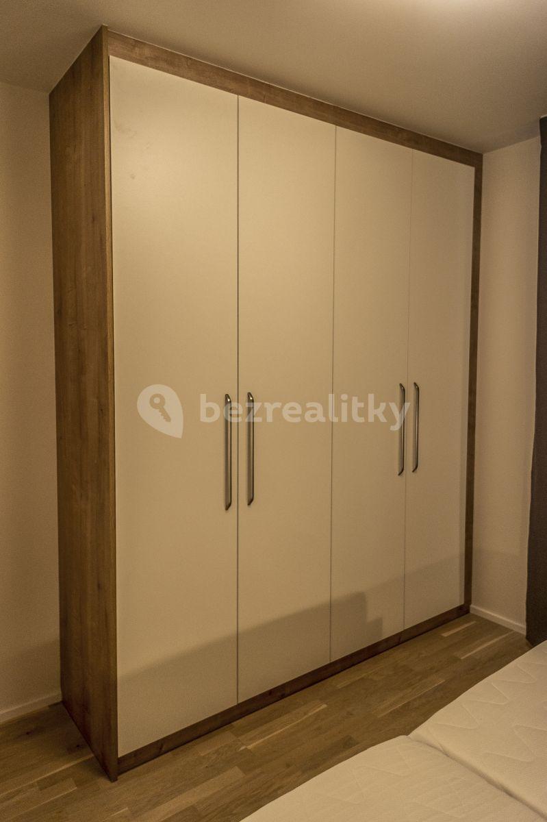 Pronájem bytu 2+kk 52 m², Holečkova, Praha, Praha