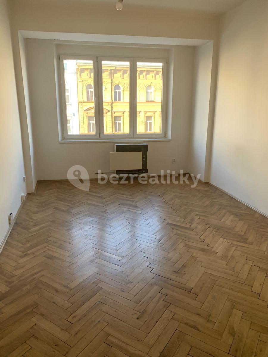 Pronájem bytu 2+1 55 m², 28. Pluku, Praha, Praha