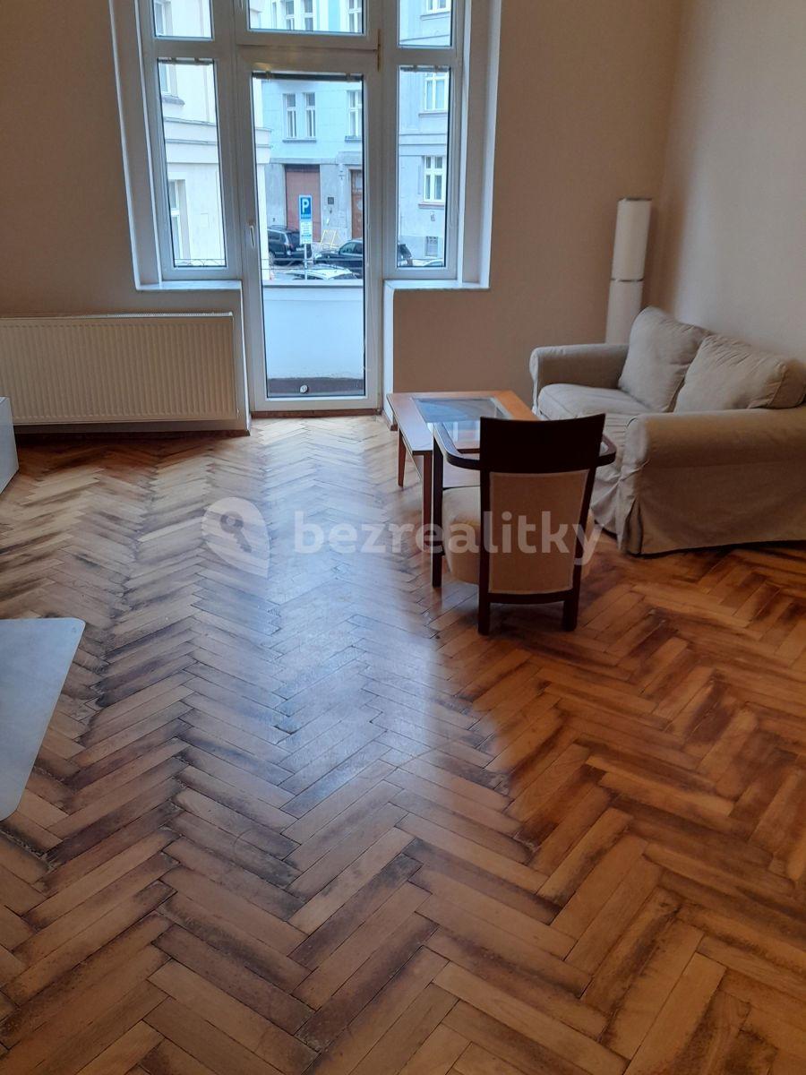 Pronájem bytu 2+kk 48 m², Bulharská, Praha, Praha