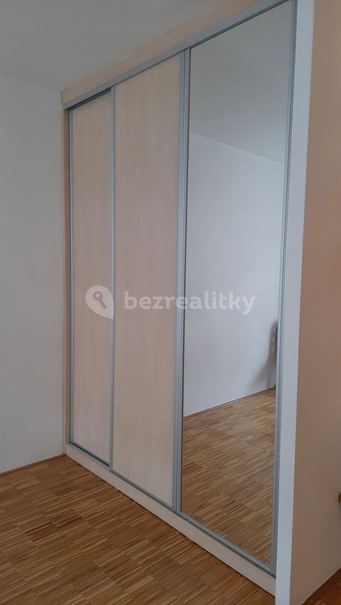 Pronájem bytu 2+1 62 m², Korunní, Praha, Praha