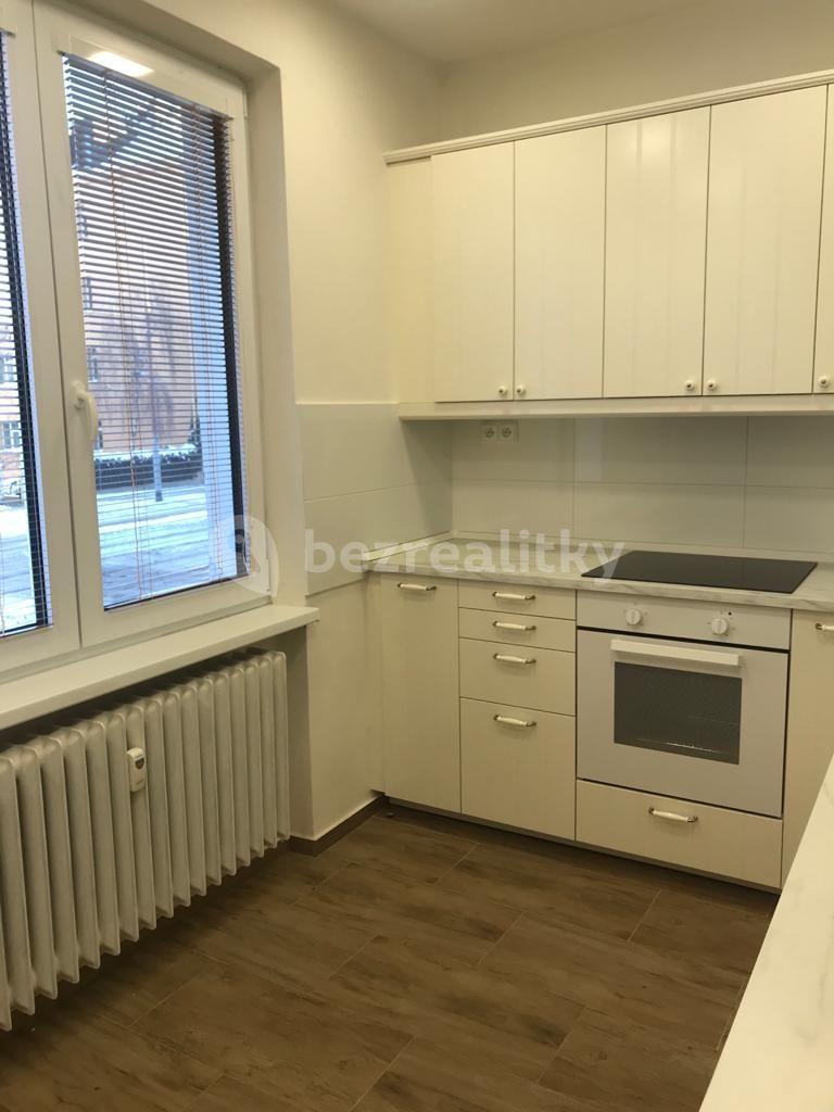 Pronájem bytu 4+1 82 m², Bělohorská, Praha, Praha