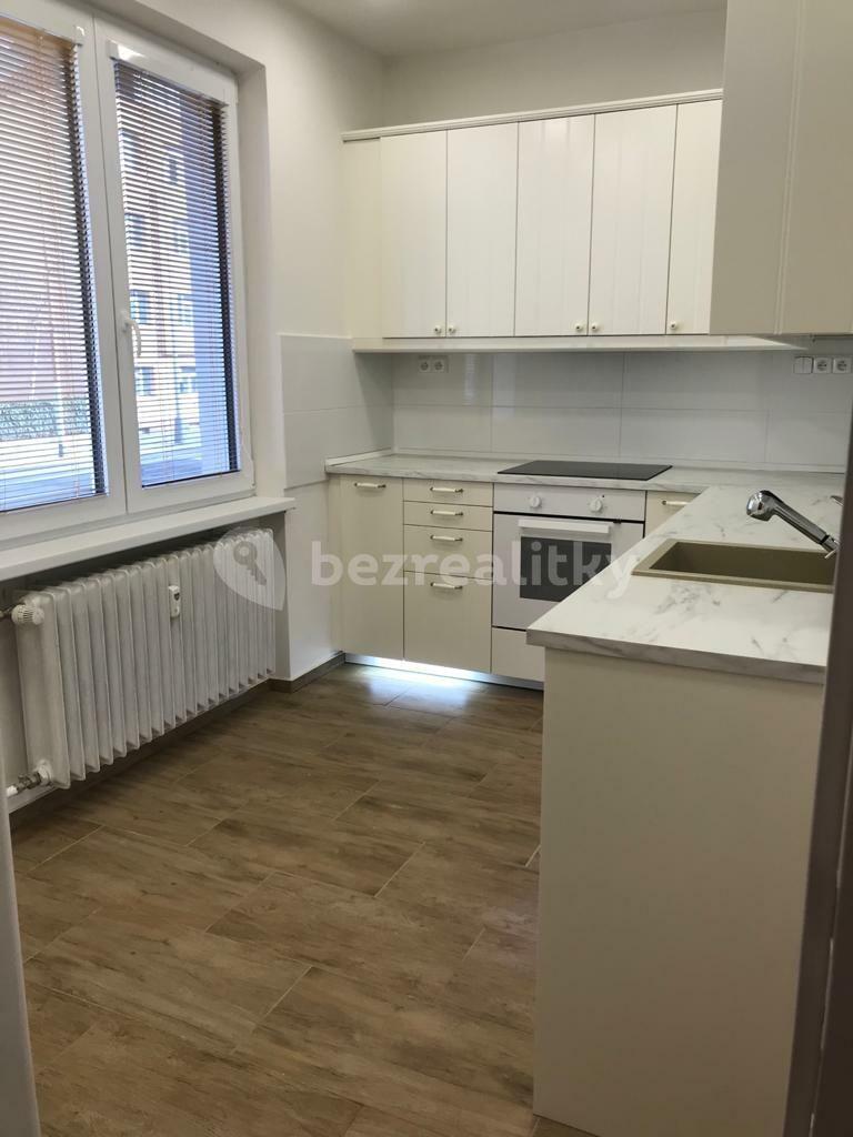 Pronájem bytu 4+1 82 m², Bělohorská, Praha, Praha