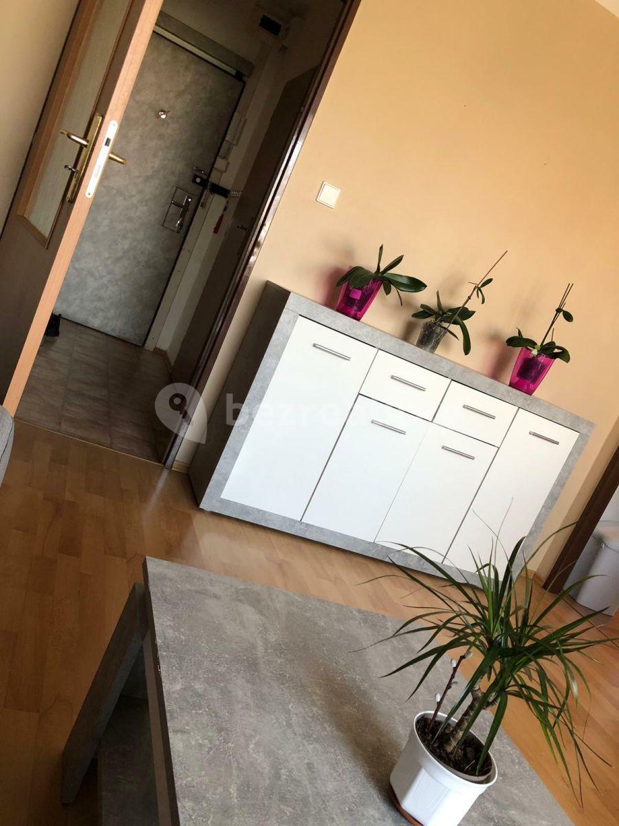 Pronájem bytu 2+kk 45 m², Kukelská, Praha, Praha