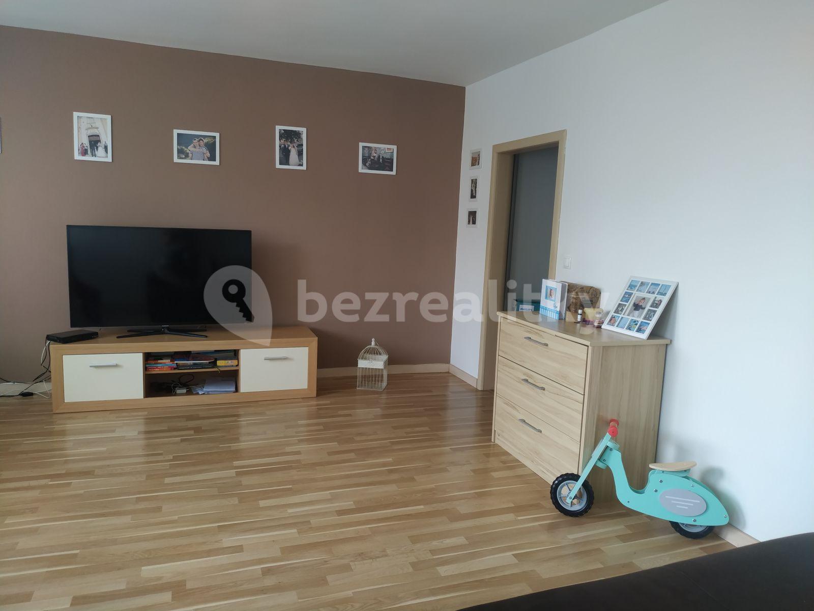 Pronájem bytu 2+1 62 m², Nové Mesto, Bratislavský kraj