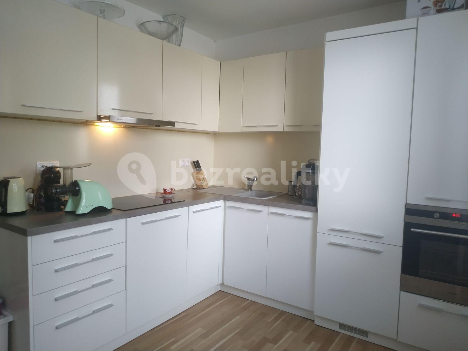 Pronájem bytu 2+1 62 m², Nové Mesto, Bratislavský kraj