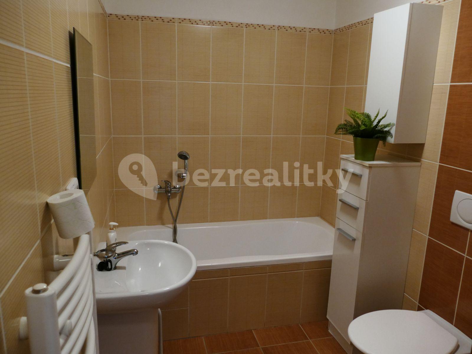 Pronájem bytu 1+kk 35 m², Slovanská, Plzeň, Plzeňský kraj