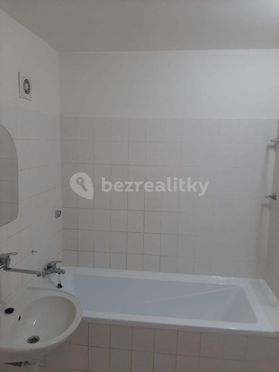 Pronájem bytu 3+kk 55 m², Bryksova, Praha, Praha