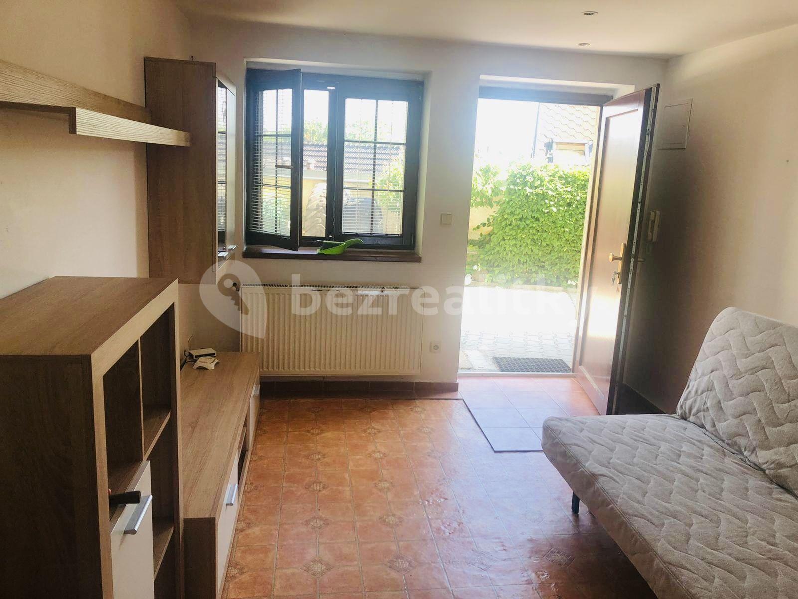 Pronájem bytu 2+kk 25 m², Nad Schody, Praha, Praha