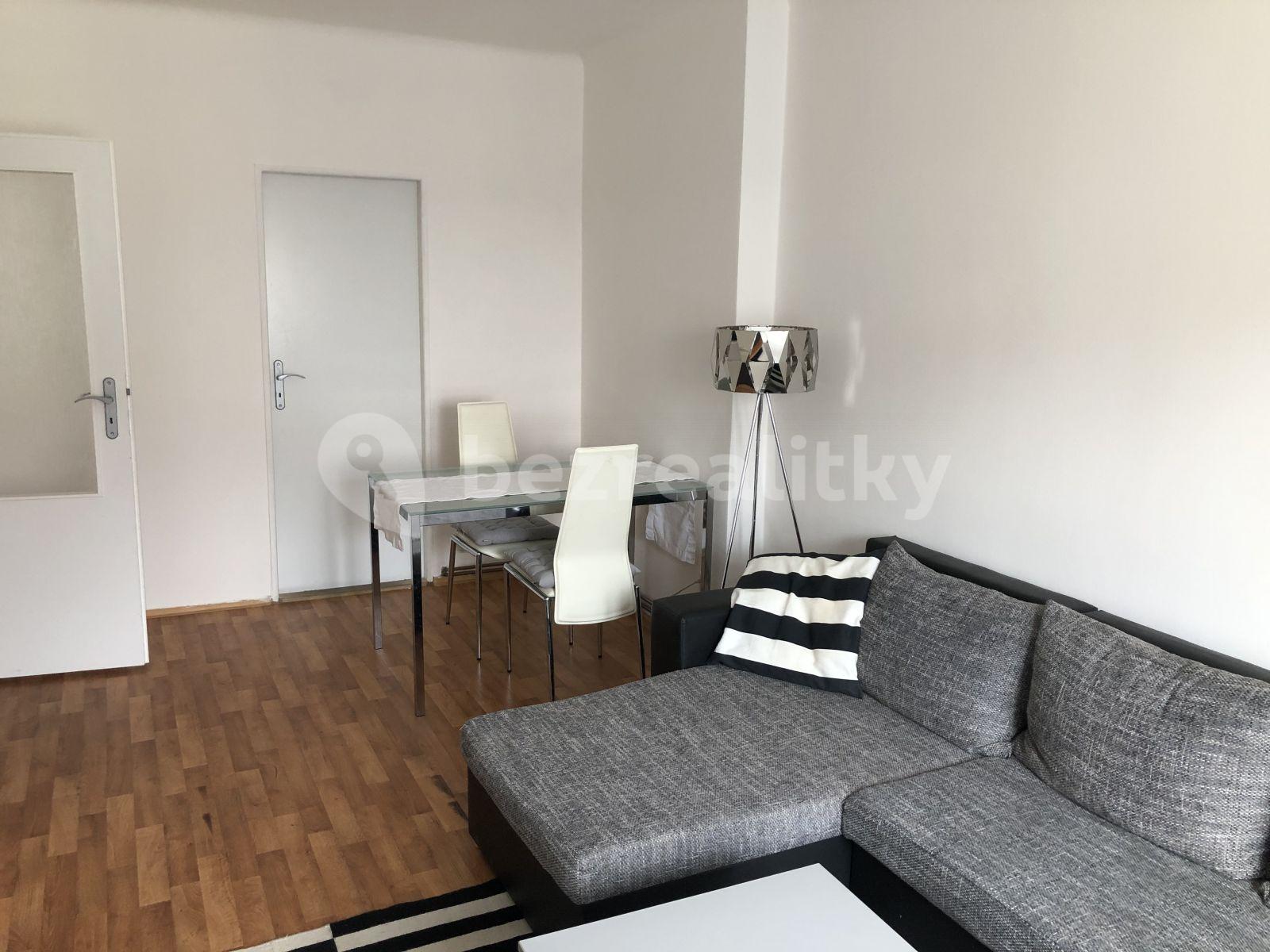 Pronájem bytu 2+kk 47 m², Šaldova, Praha, Praha