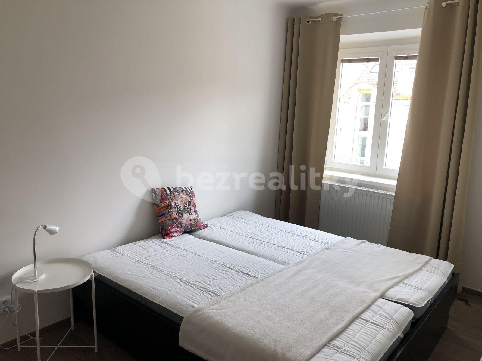 Pronájem bytu 2+kk 47 m², Šaldova, Praha, Praha