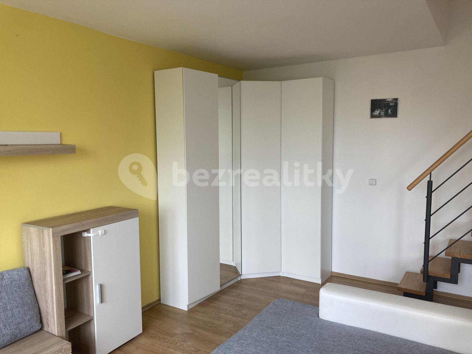 Pronájem bytu 1+kk 50 m², Jabloňová, Praha, Praha